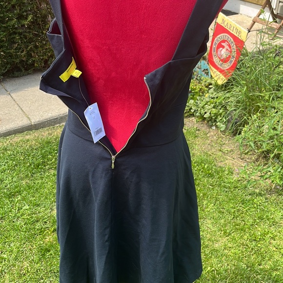 Banana Republic Milly Collection Black Dress size 12 66 Rayon, 39 Nylon, 5 Spand - Picture 7 of 9